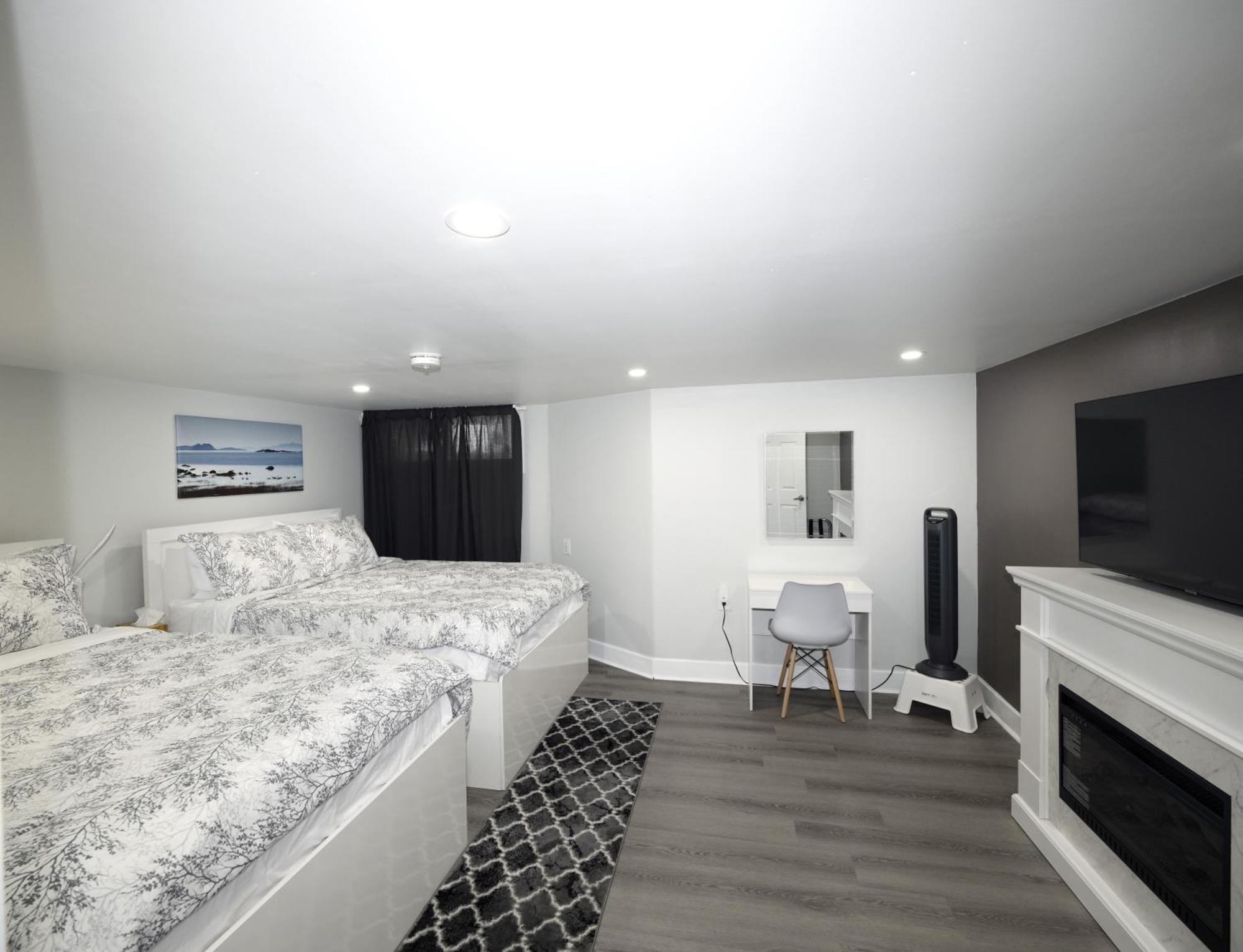Serene Niagara Guest House ภายนอก รูปภาพ