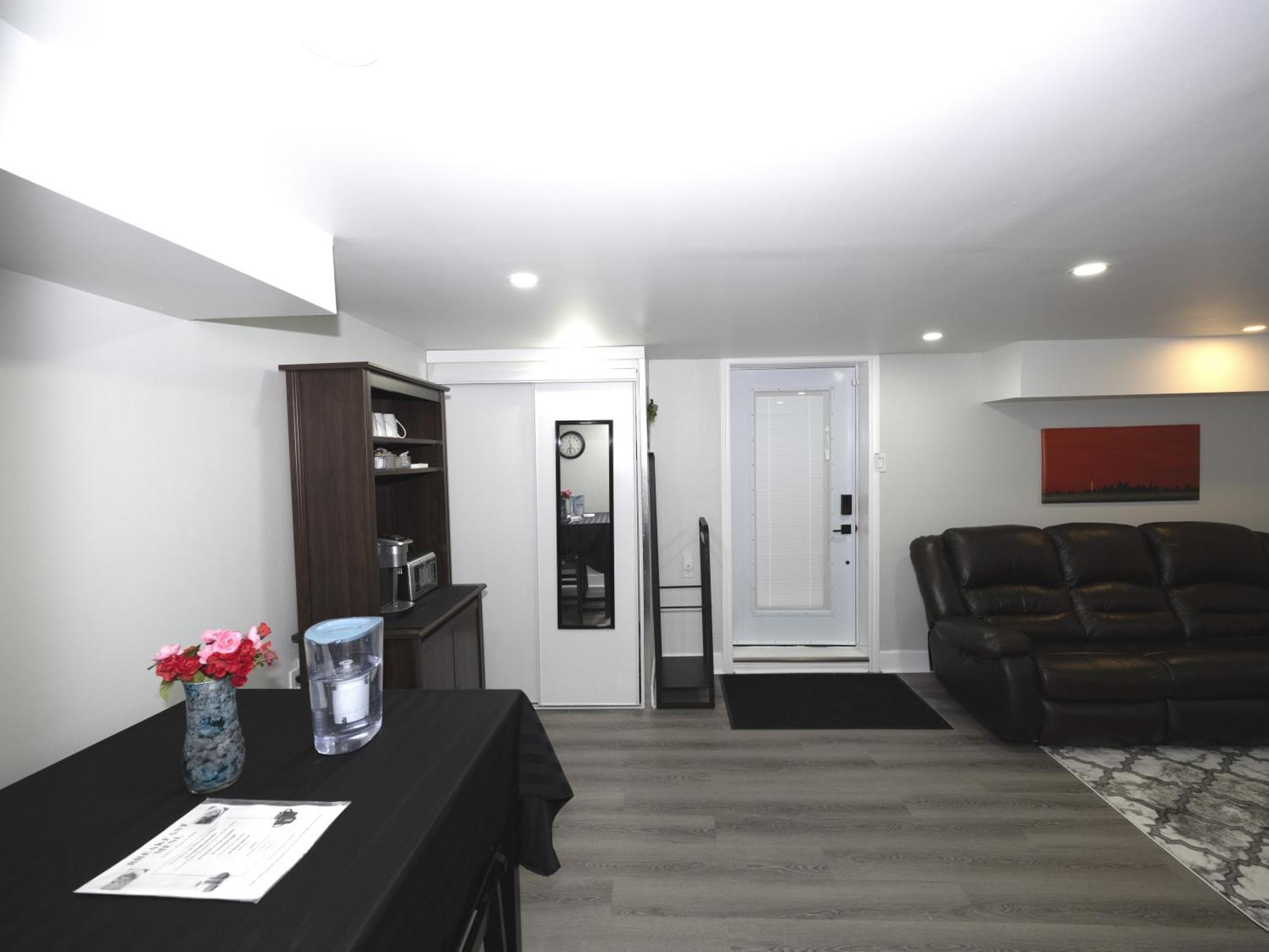 Serene Niagara Guest House ภายนอก รูปภาพ