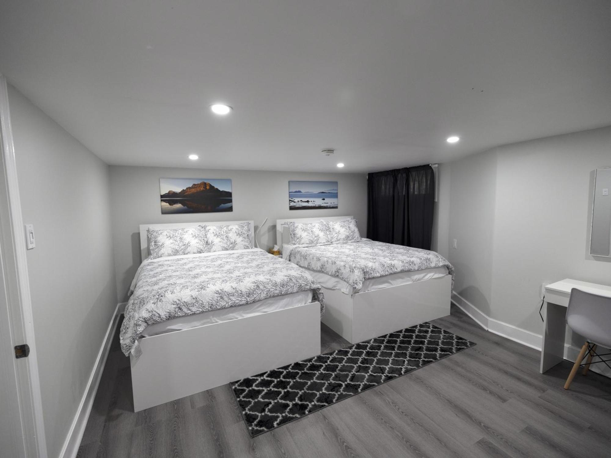 Serene Niagara Guest House ภายนอก รูปภาพ